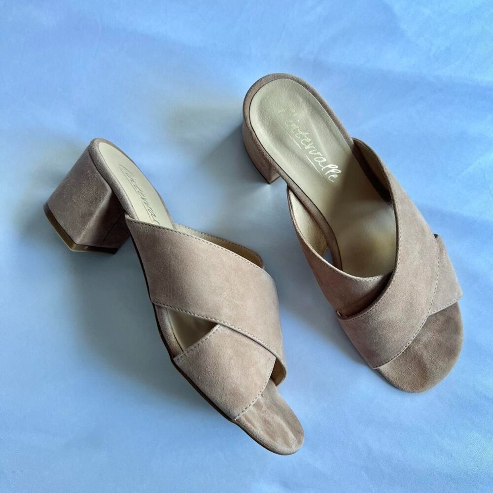 Lintervalle Heel Nude Suede Sandals Model Illy